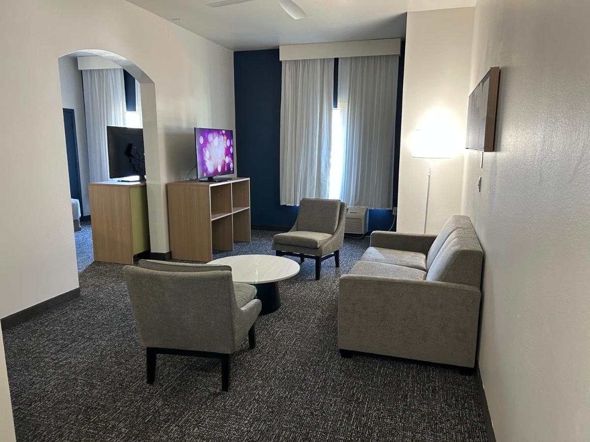 Room #53378344 at Super 8 by Wyndham Nacogdoches