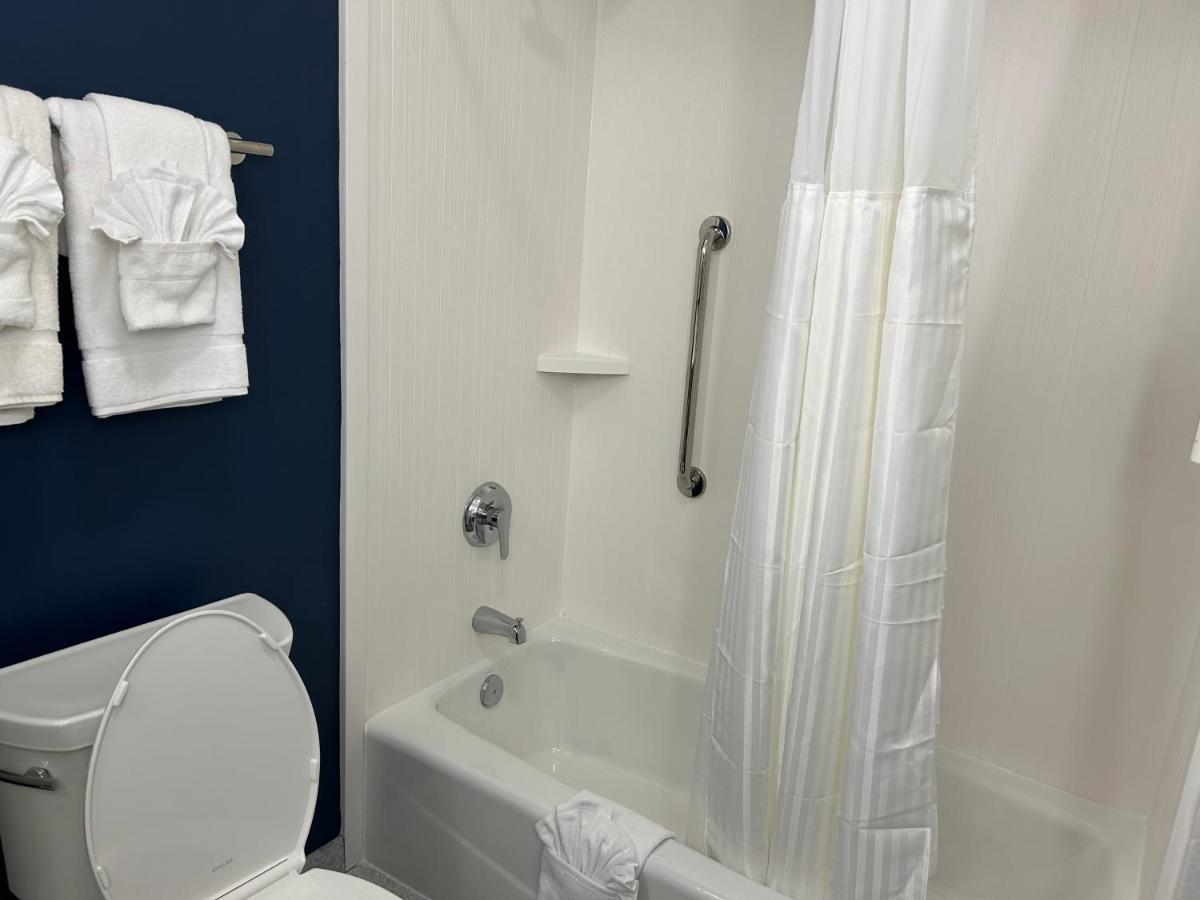Room #53378346 at Super 8 by Wyndham Nacogdoches