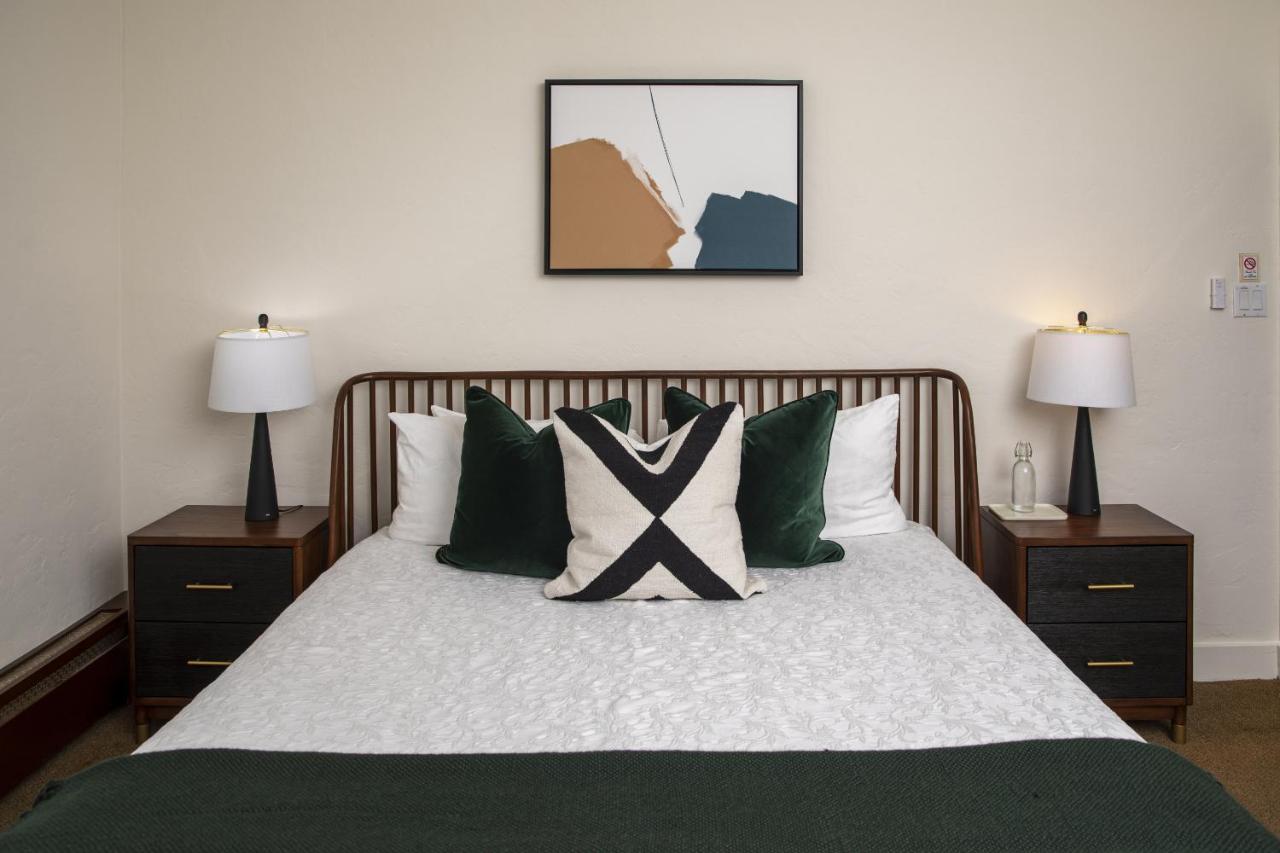 Junior Suite at Washington Square Inn