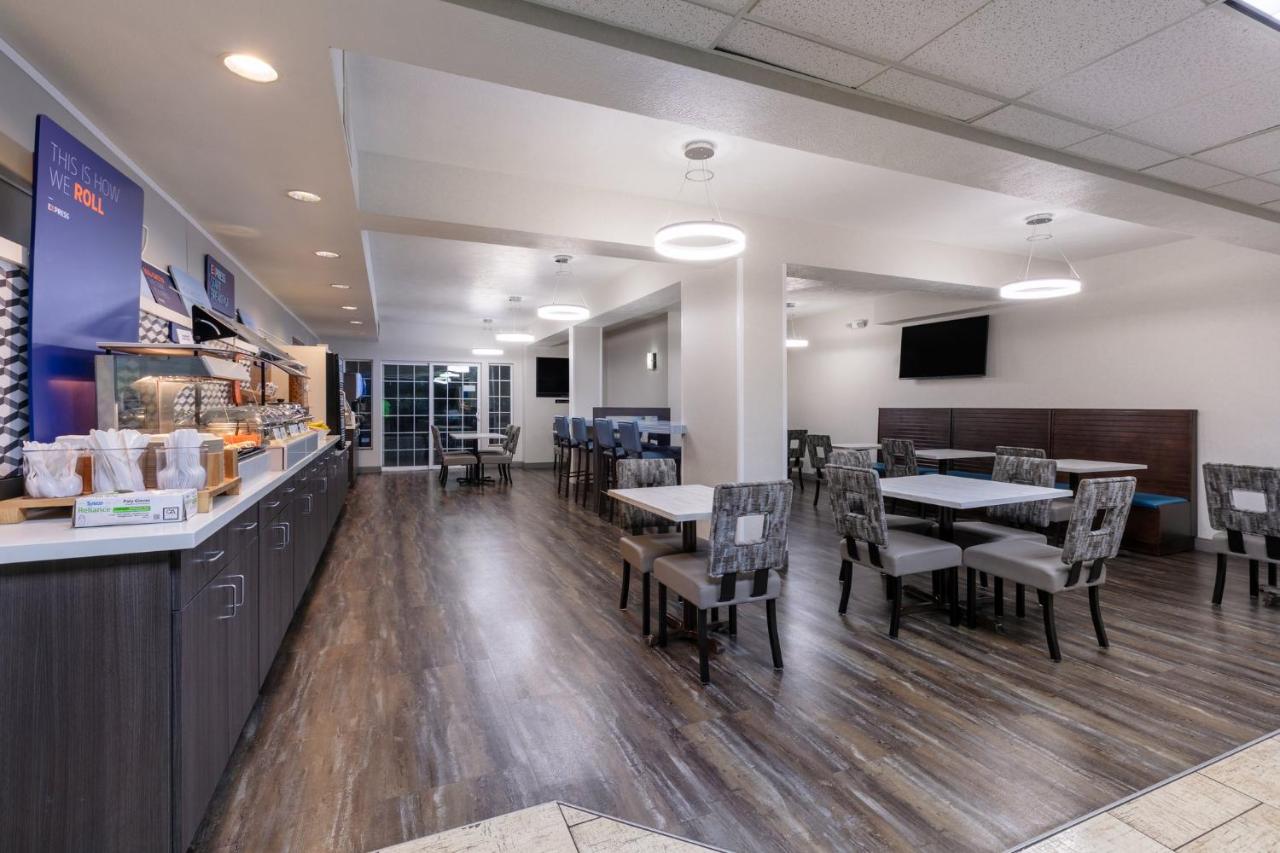 | Holiday Inn Express Spokane-Valley, an IHG Hotel