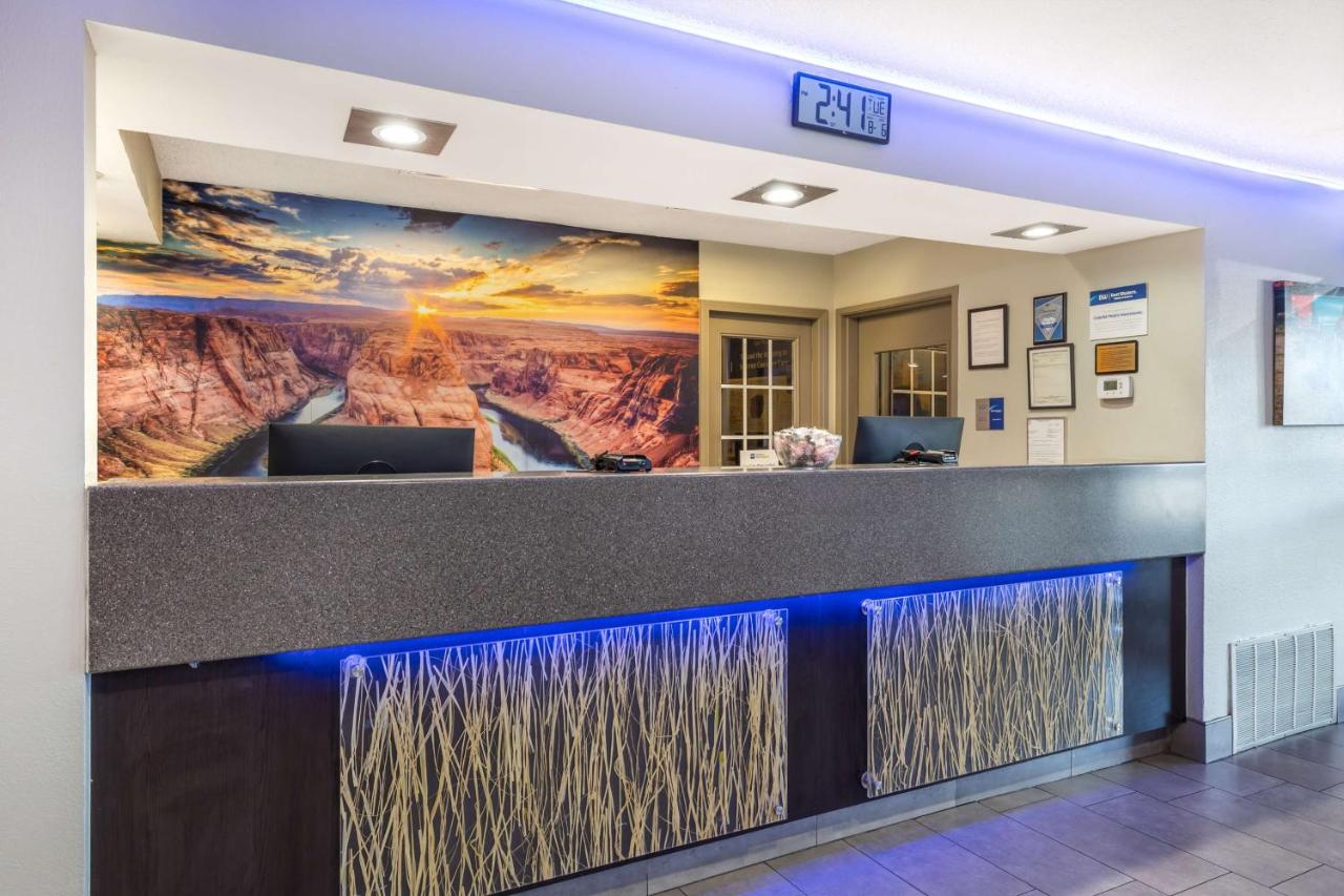 | Best Western McCarran Inn