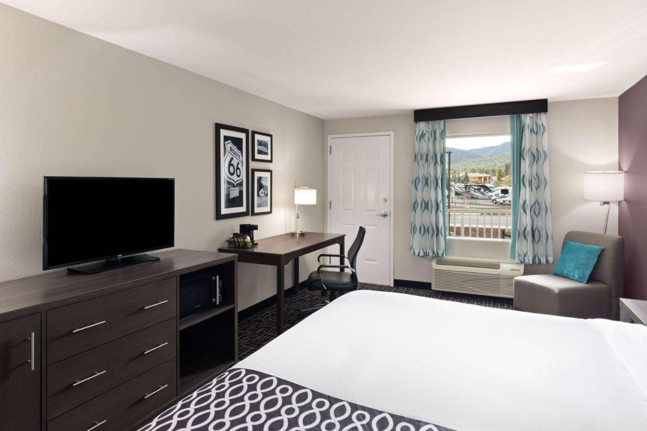Deluxe King Room - Non-Smoking at La Quinta Inn & Suites by Wyndham Williams-Grand Canyon Area
