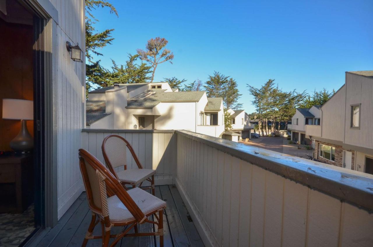 | Best Western The Inn & Suites Pacific Grove