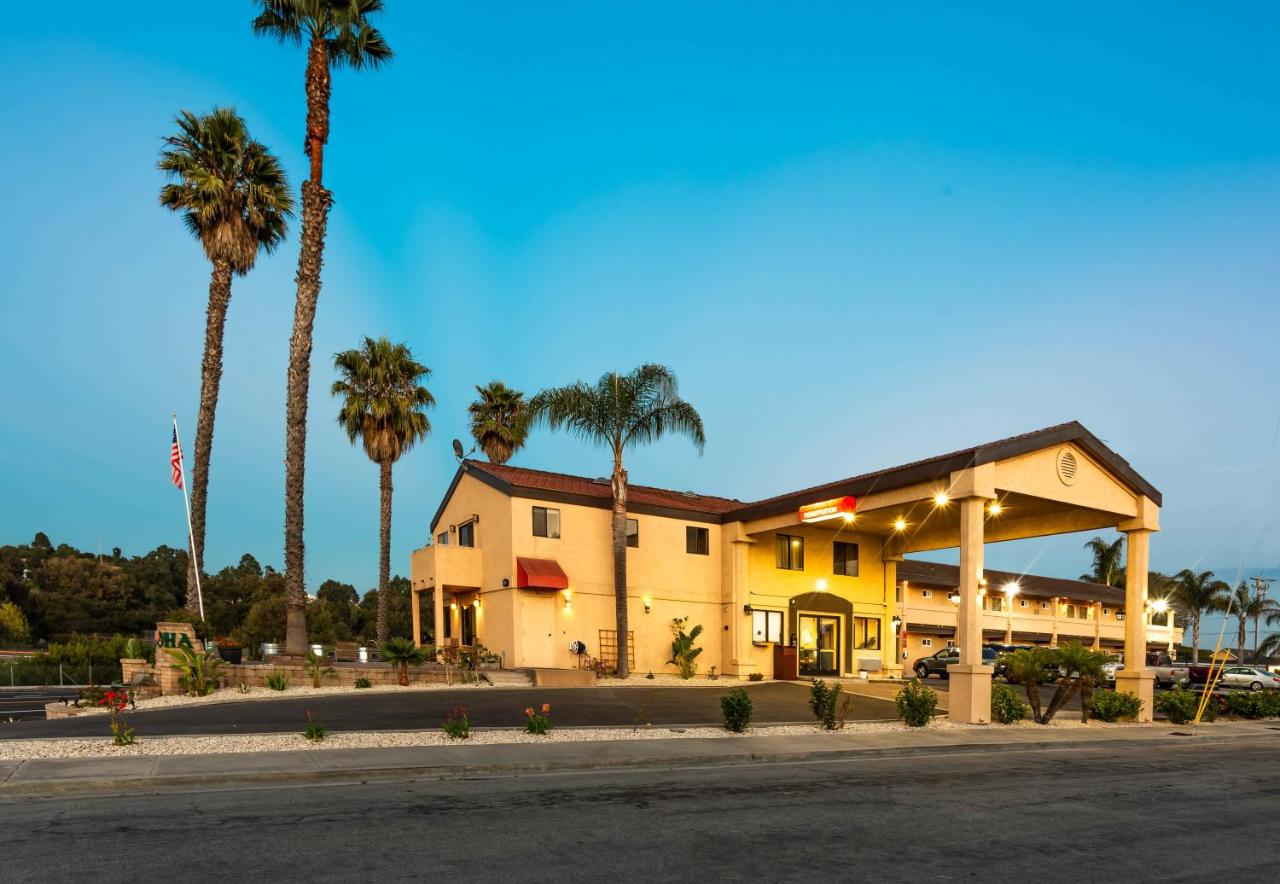 | Aloha Inn