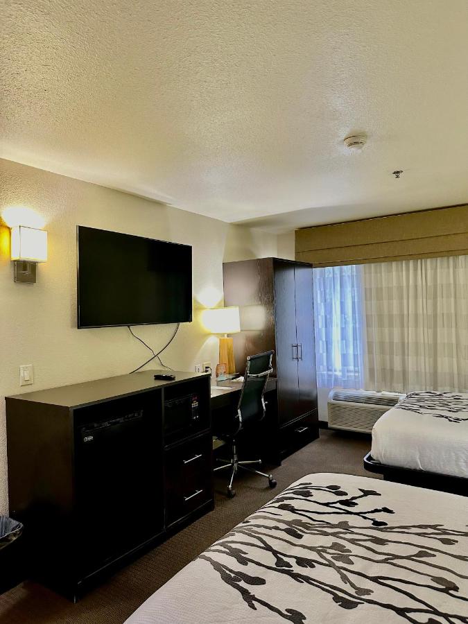 Double Room with Two Double Beds at Sleep Inn & Suites Tulsa Central I-44