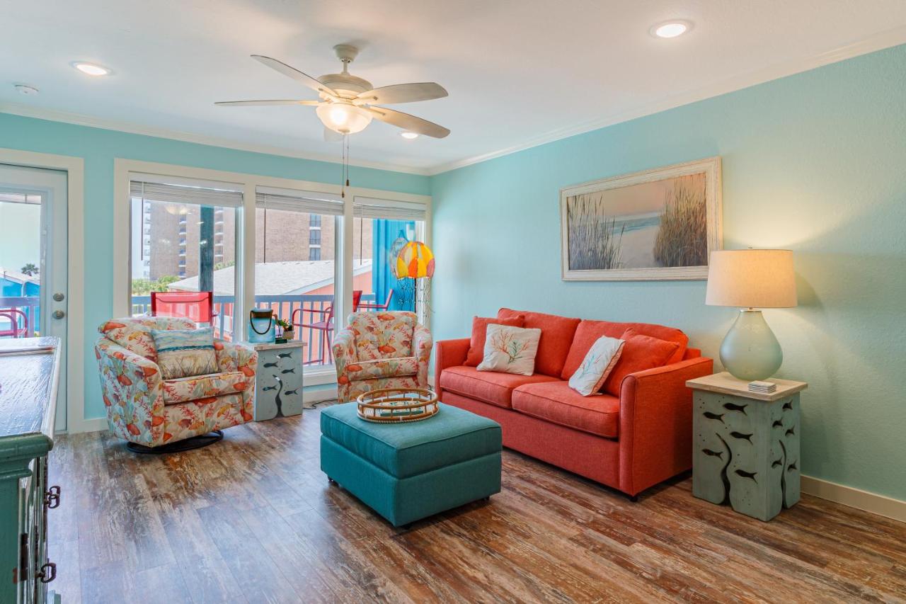 Two-Bedroom Apartment at Executive Keys Condominiums on the Beach