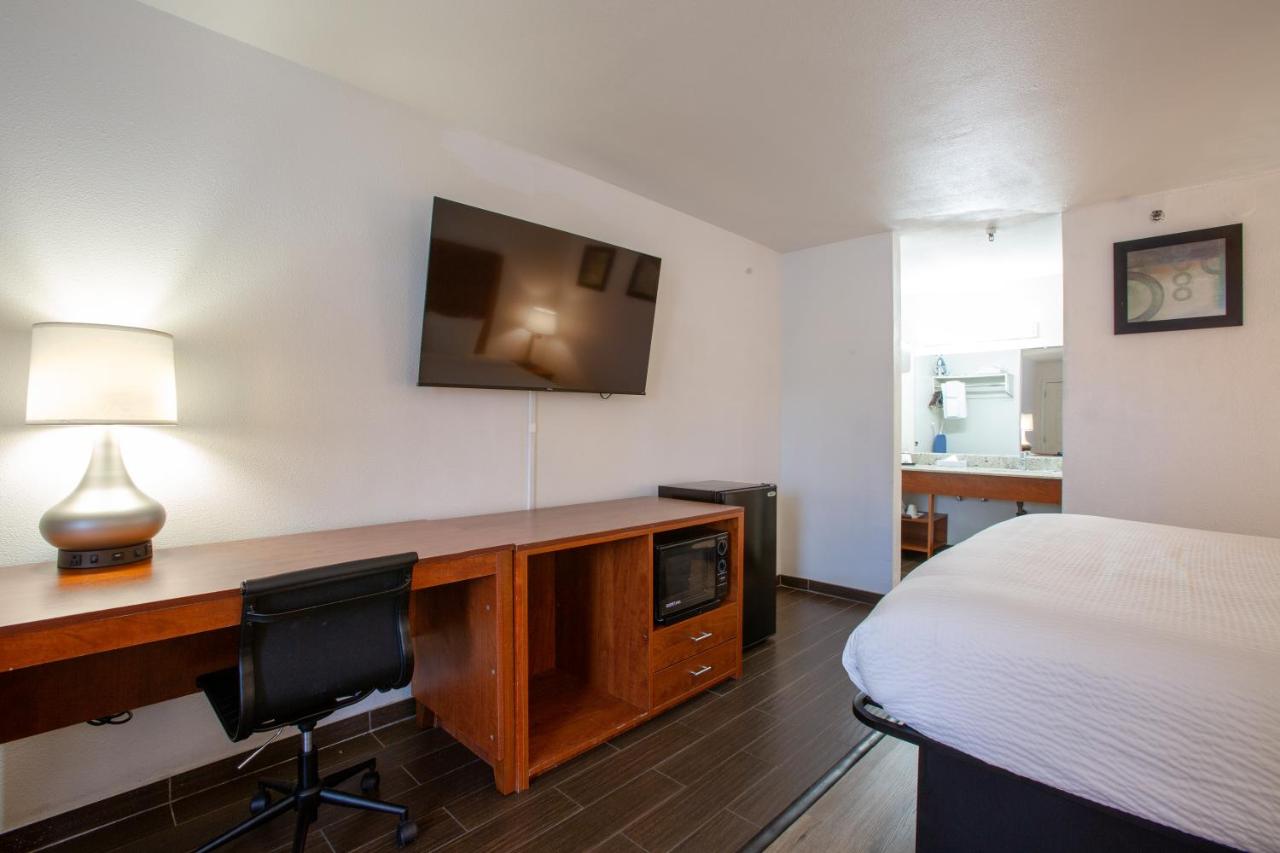 | Hotel Serene