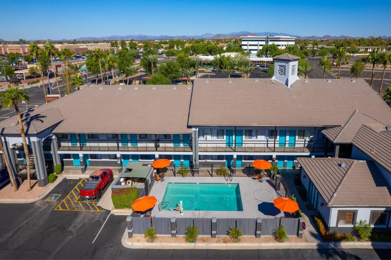| Hotel Serene