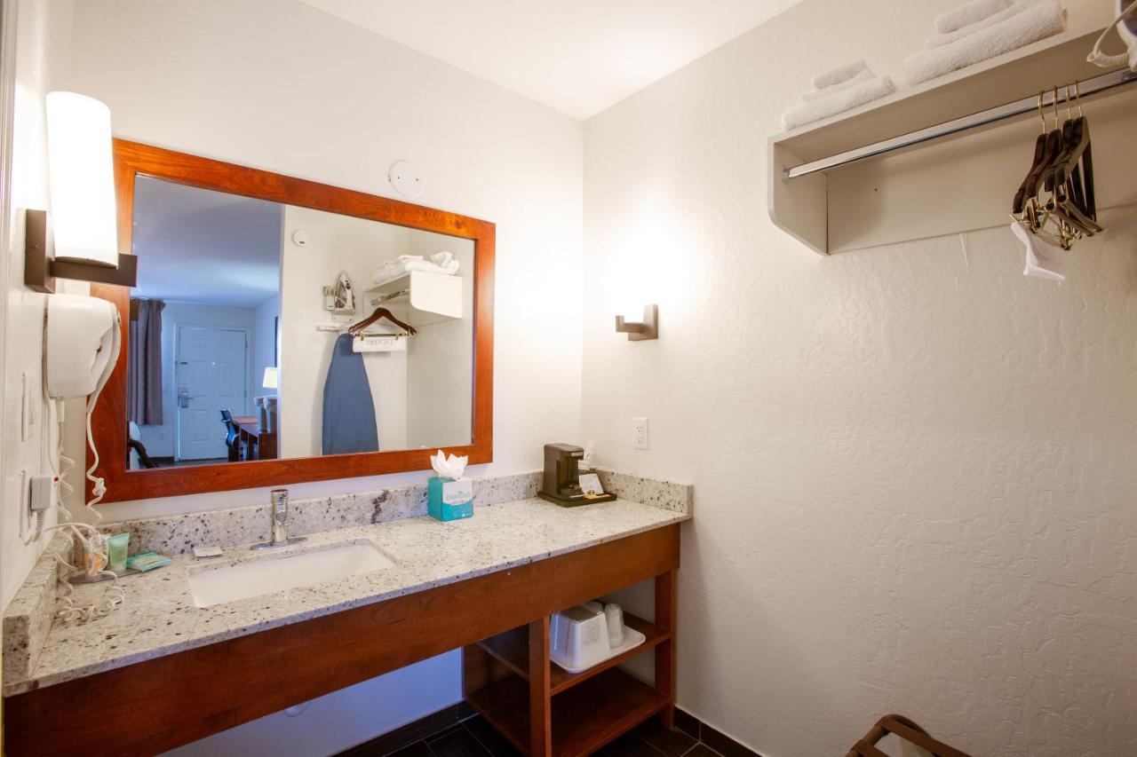 | Hotel Serene