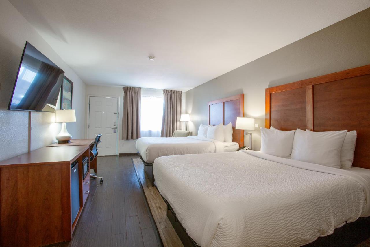 | Hotel Serene