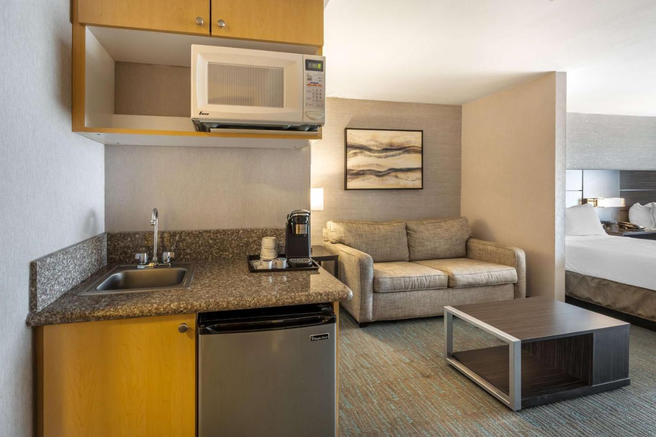  | Best Western Plus North Las Vegas Inn & Suites