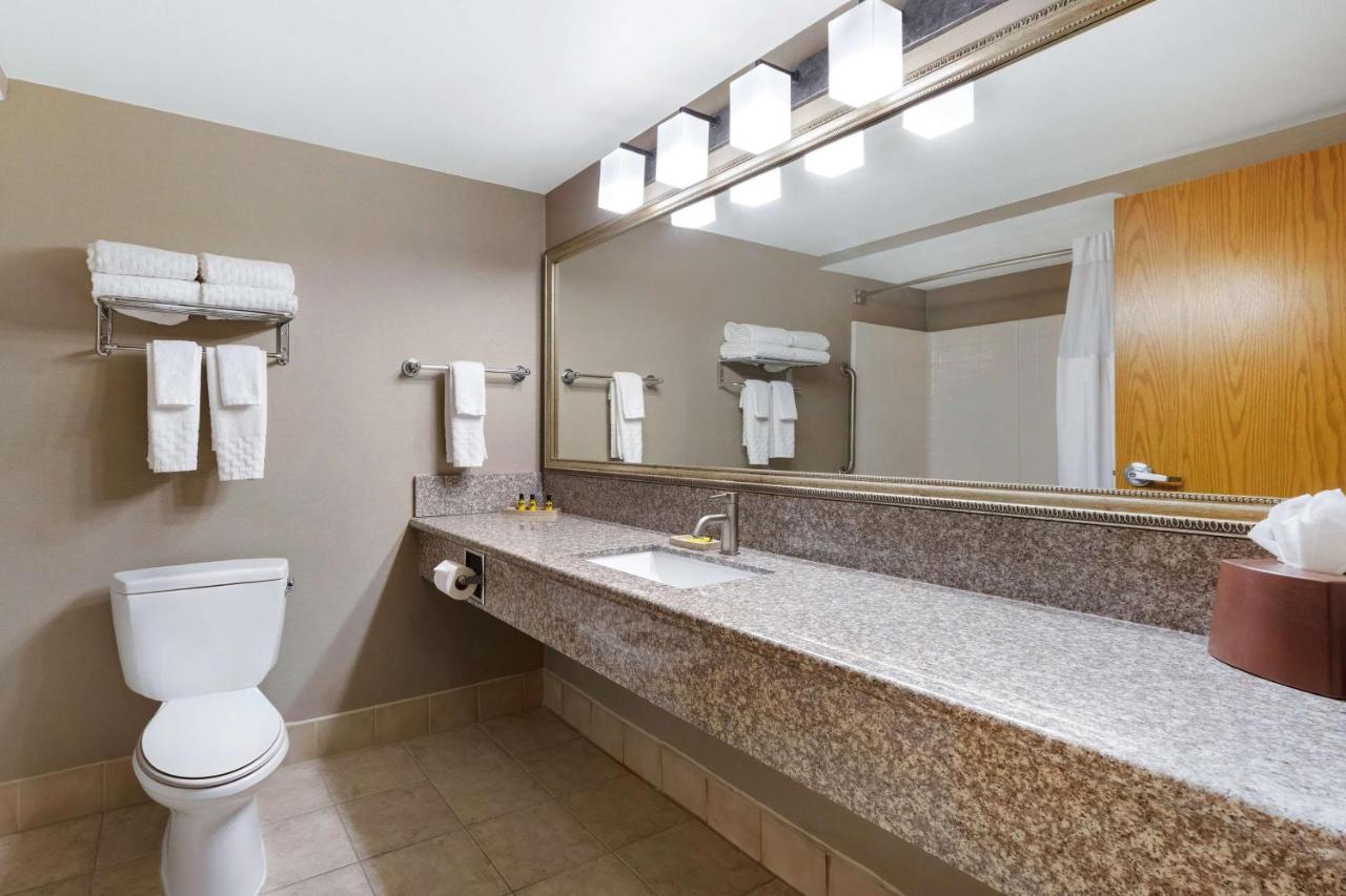  | Best Western Plus North Las Vegas Inn & Suites