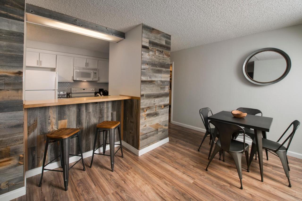 Two-Bedroom Apartment with Mountain View at Evergreen Lodge at Vail