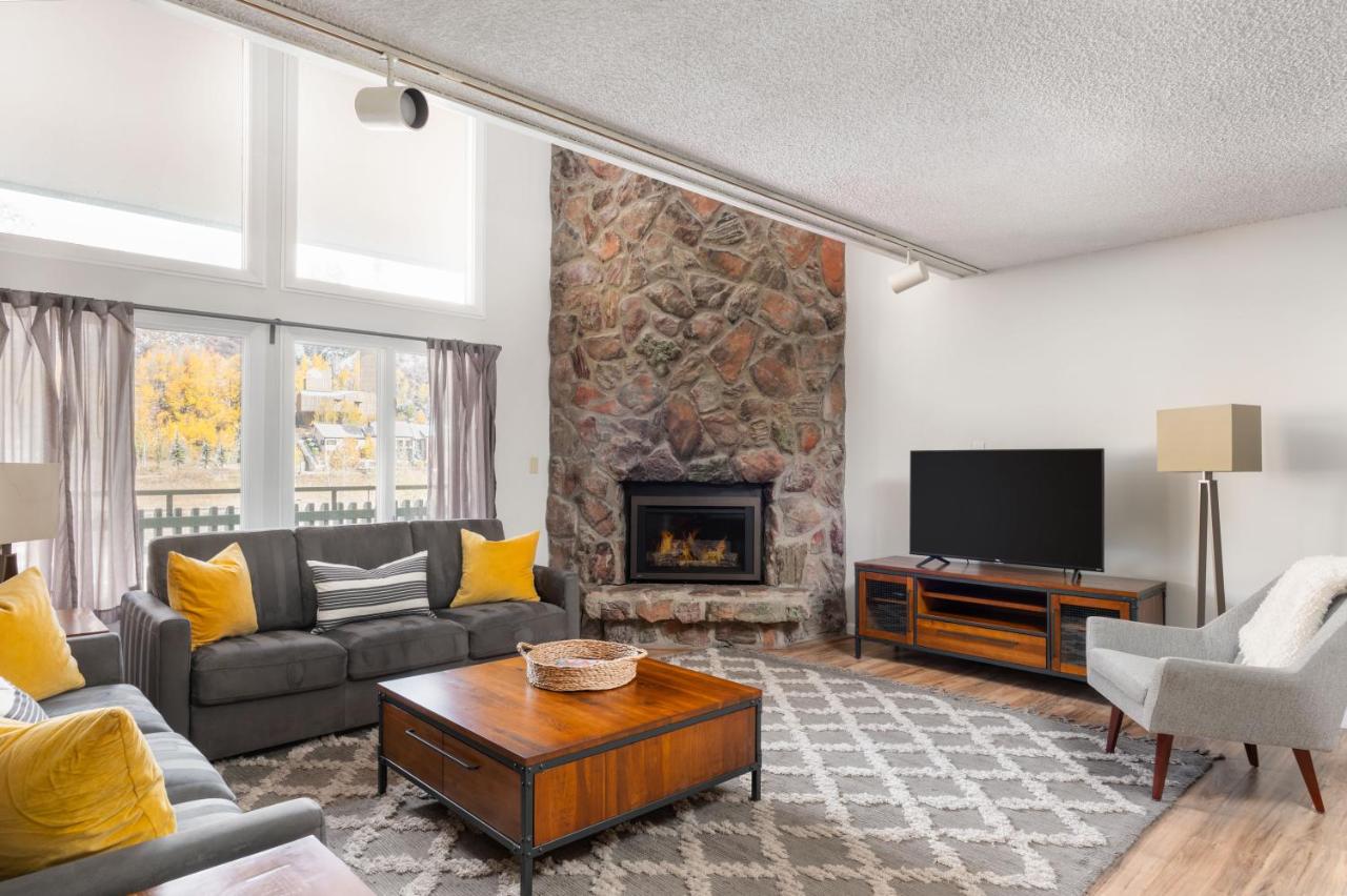| Evergreen Lodge at Vail