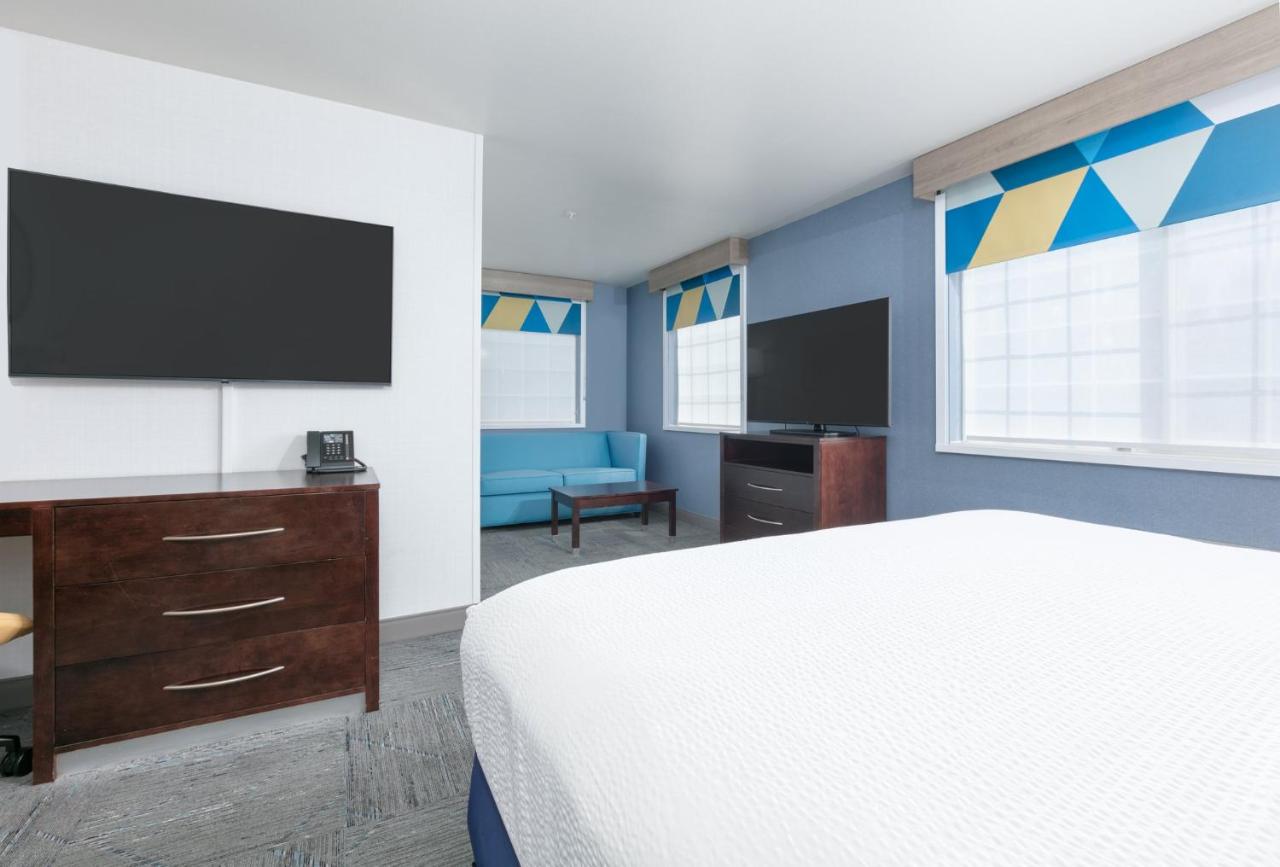 | Holiday Inn Express Spokane-Valley, an IHG Hotel