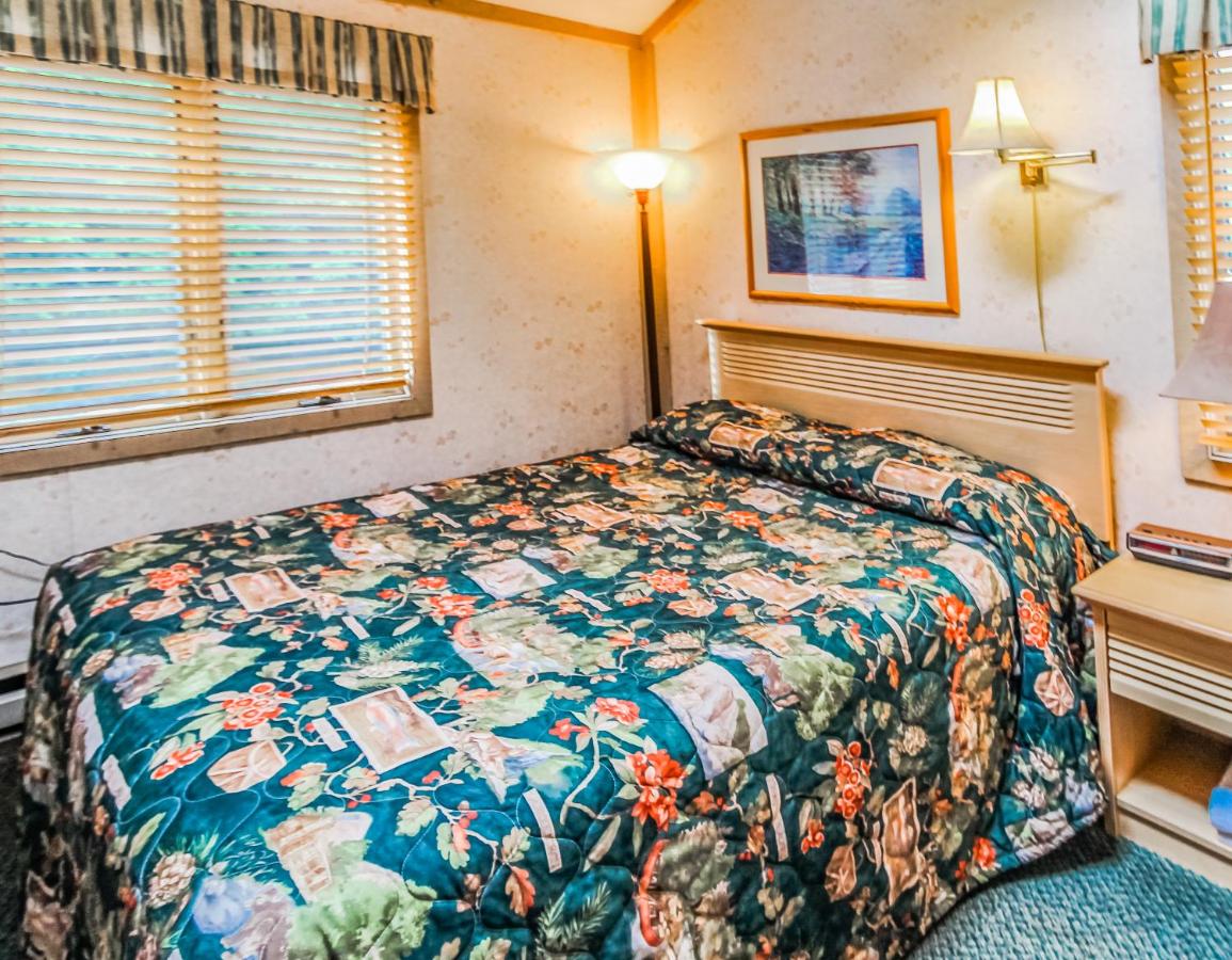  | Smoketree Lodge, a VRI resort