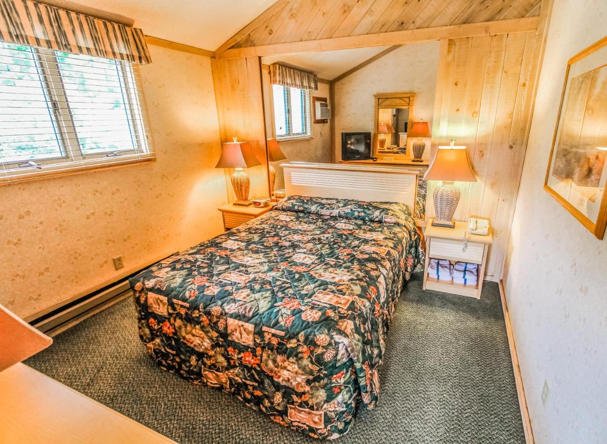  | Smoketree Lodge, a VRI resort