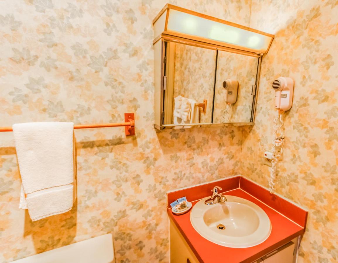  | Smoketree Lodge, a VRI resort