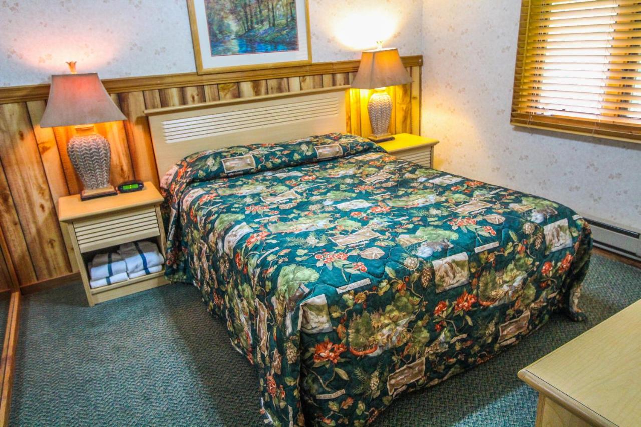  | Smoketree Lodge, a VRI resort