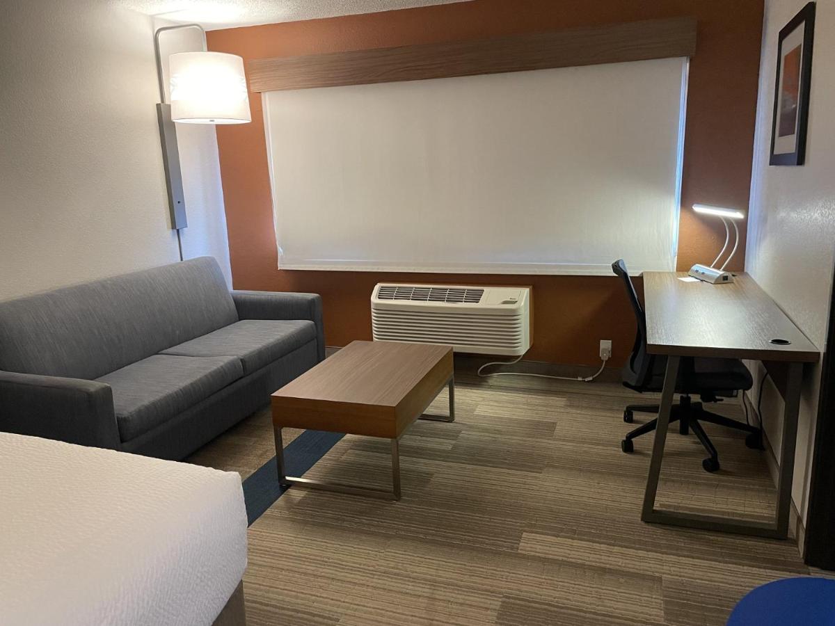 | Holiday Inn Express Houghton-Keweenaw, an IHG Hotel