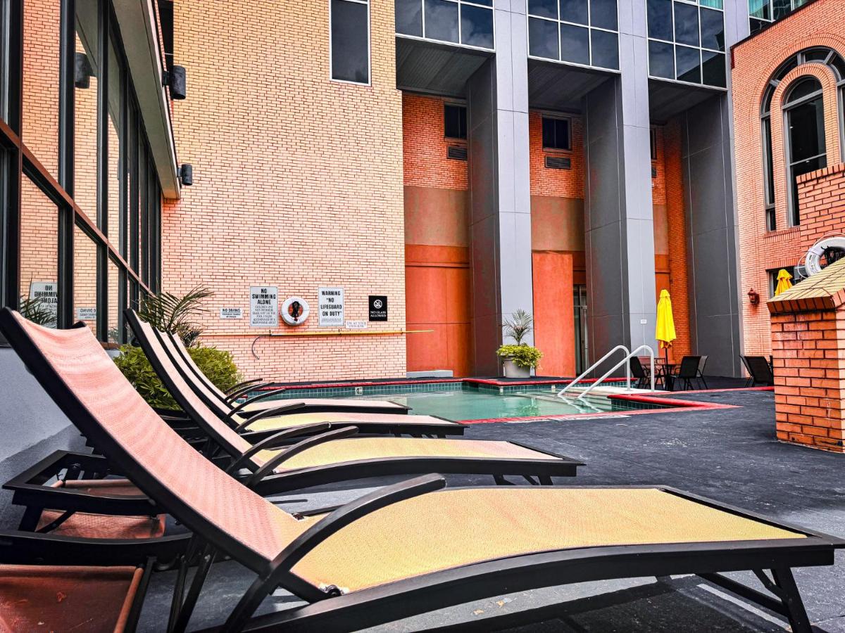 | Clayton Plaza Hotel & Extended Stay