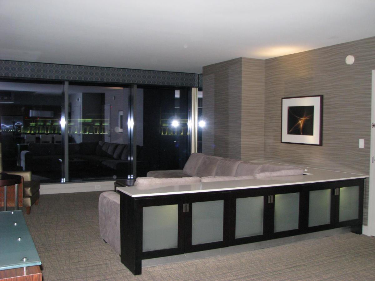  | Suites at Elara Las Vegas Strip-No Resort Fees