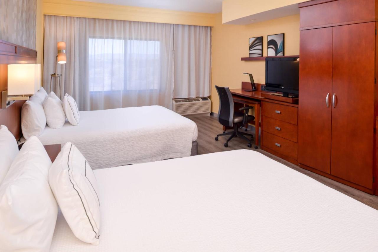 | Courtyard by Marriott Victorville Hesperia