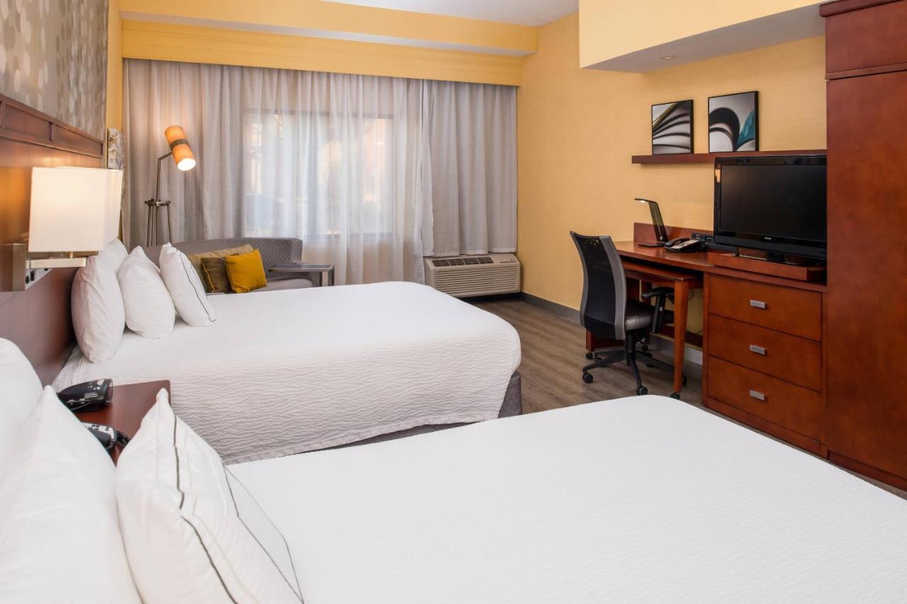 | Courtyard by Marriott Victorville Hesperia