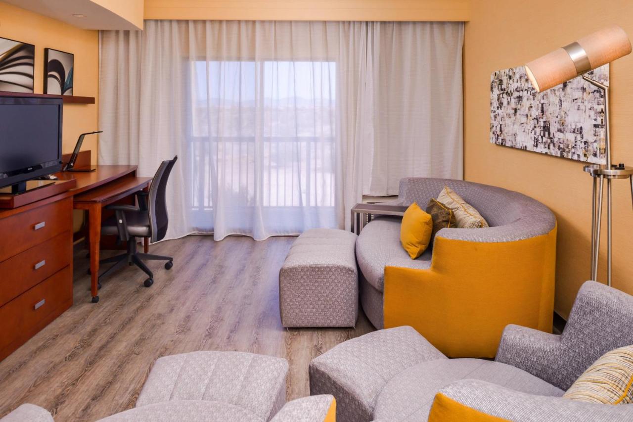 | Courtyard by Marriott Victorville Hesperia