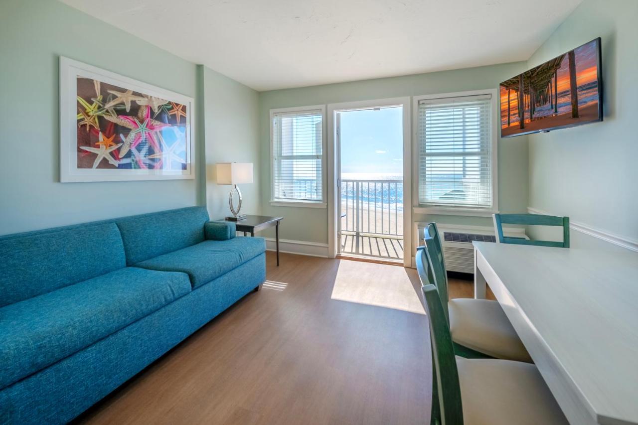 Ocean Front Suite Two Queen Beds with Balcony at Commander Hotel & Suites