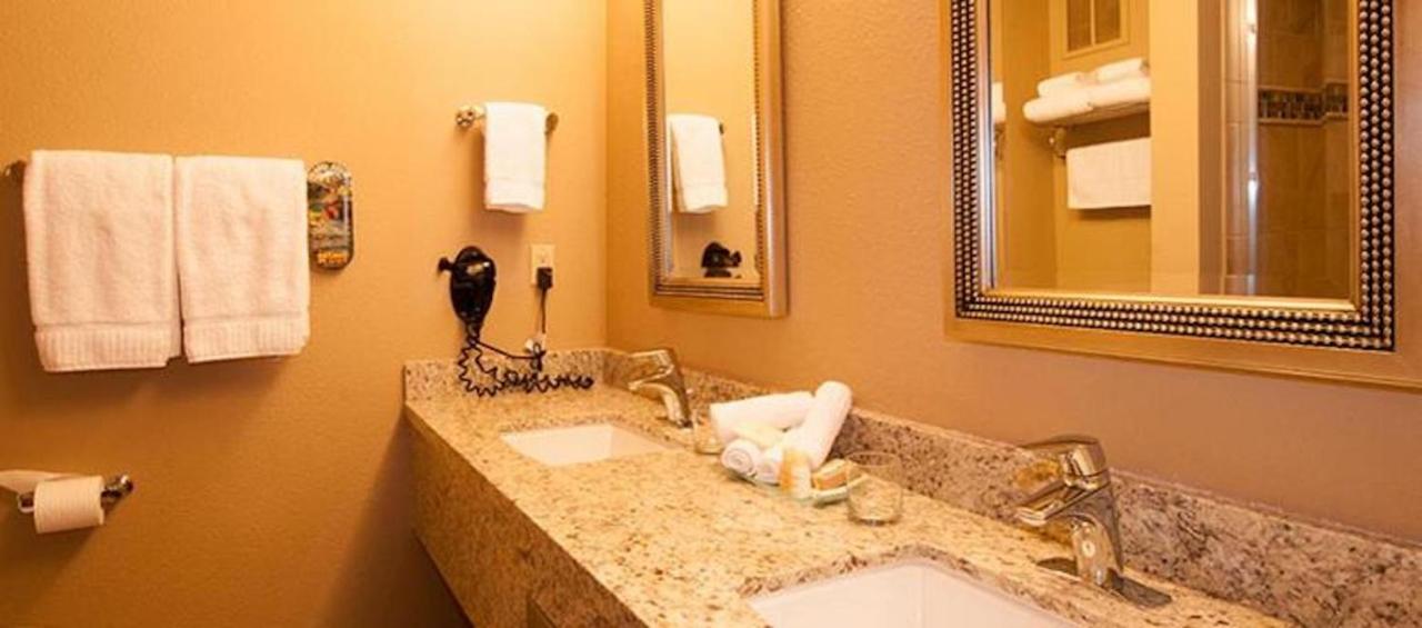 Deluxe King Room at Meadow Lake Resort & Condos
