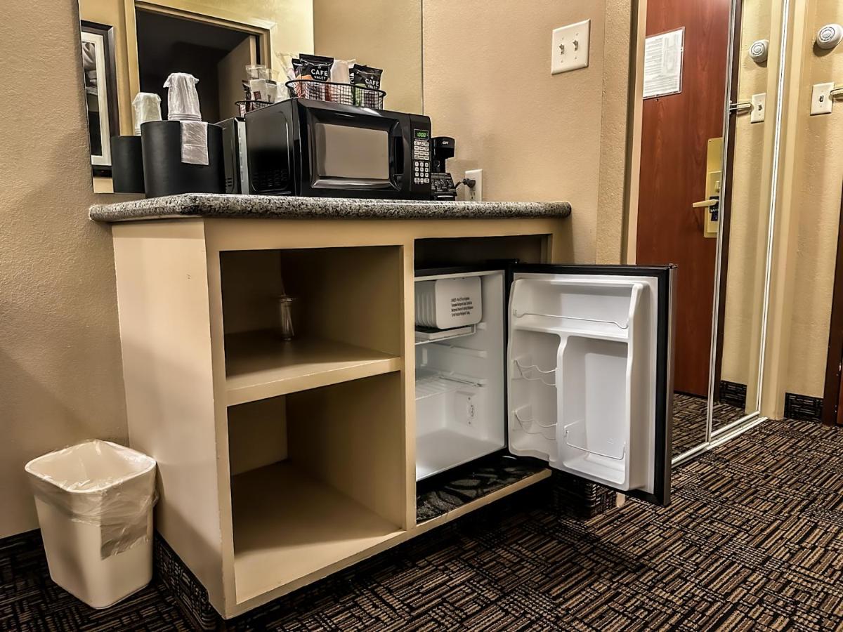 Junior Suite at Heritage Inn
