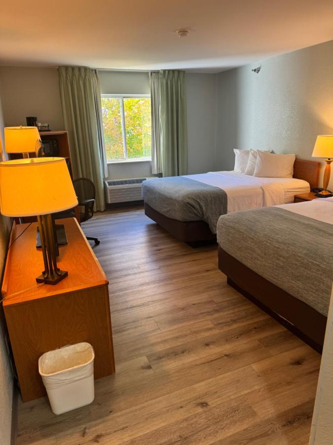 Queen Room with Two Queen Beds - Non-Smoking at Wingate by Wyndham Sioux City