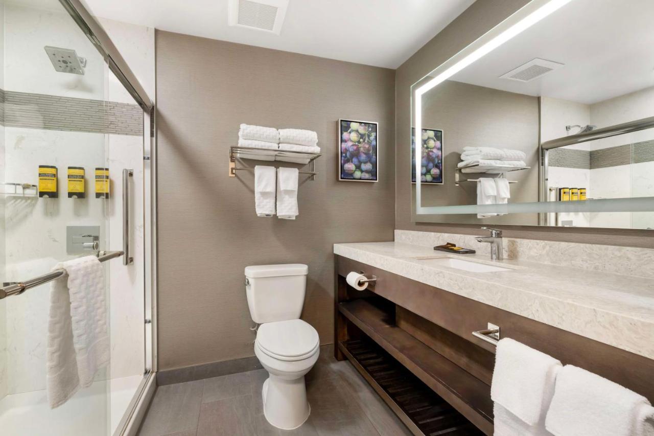  | Best Western Plus Temecula Wine Country Hotel &Suites