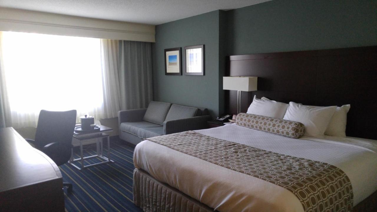  | Crowne Plaza Hotel Virginia Beach-Norfolk, an IHG Hotel