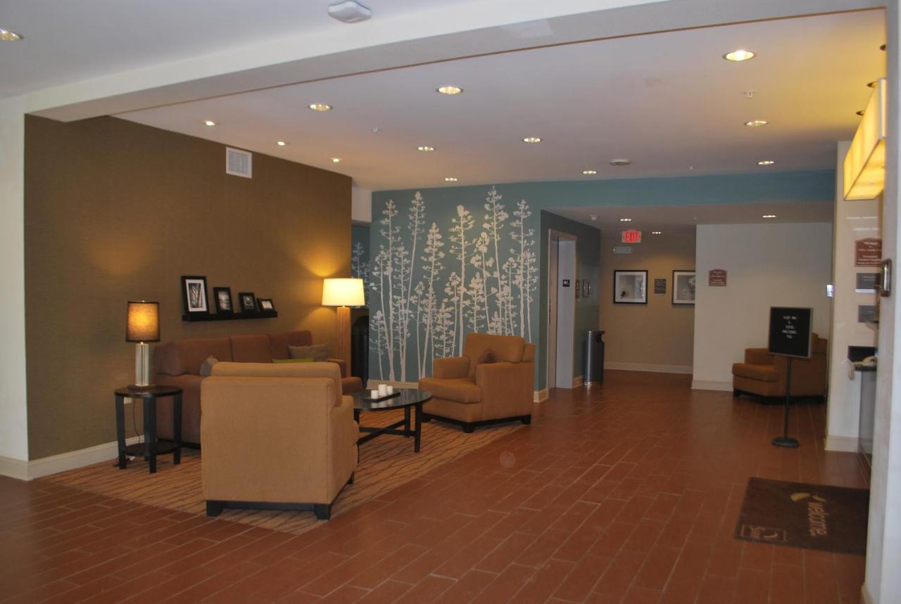 | Sleep Inn & Suites Clintwood
