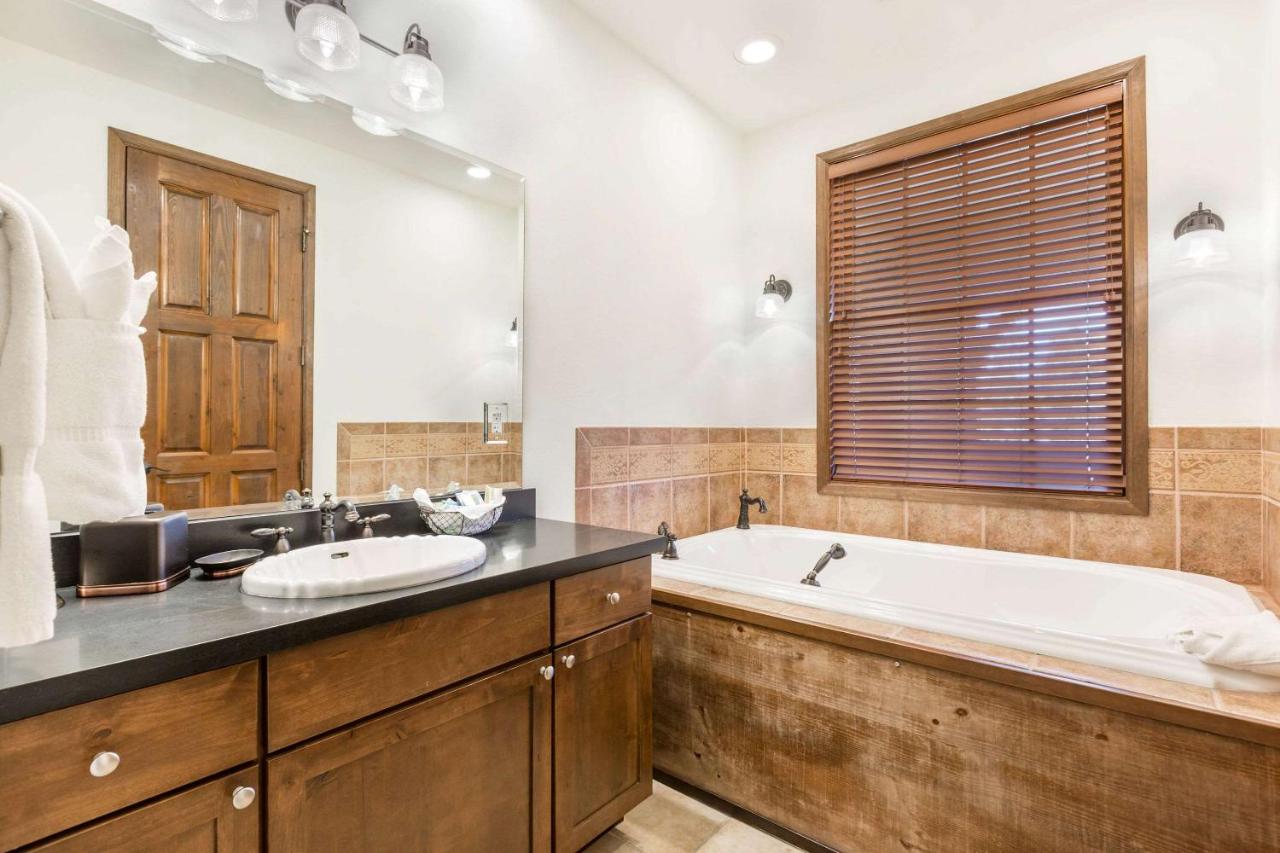 Four-Bedroom Apartment at Bluegreen Vacations Big Bear Village, an Ascend Collection Resort