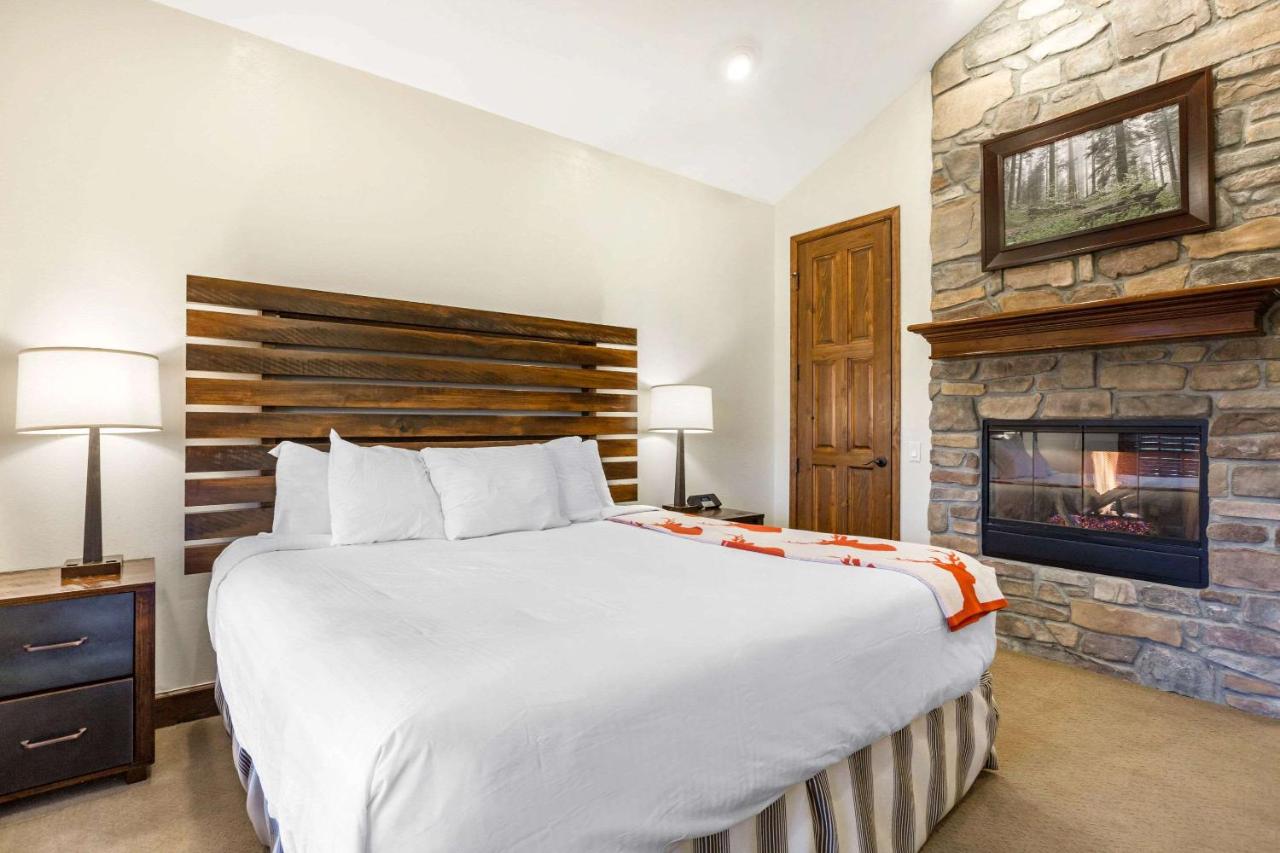 Four-Bedroom Apartment at Bluegreen Vacations Big Bear Village, an Ascend Collection Resort