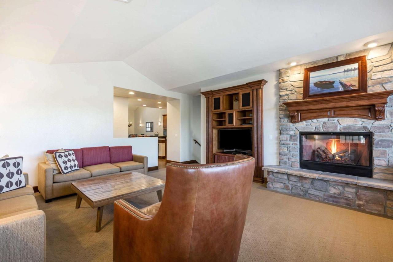 Four-Bedroom Apartment at Bluegreen Vacations Big Bear Village, an Ascend Collection Resort