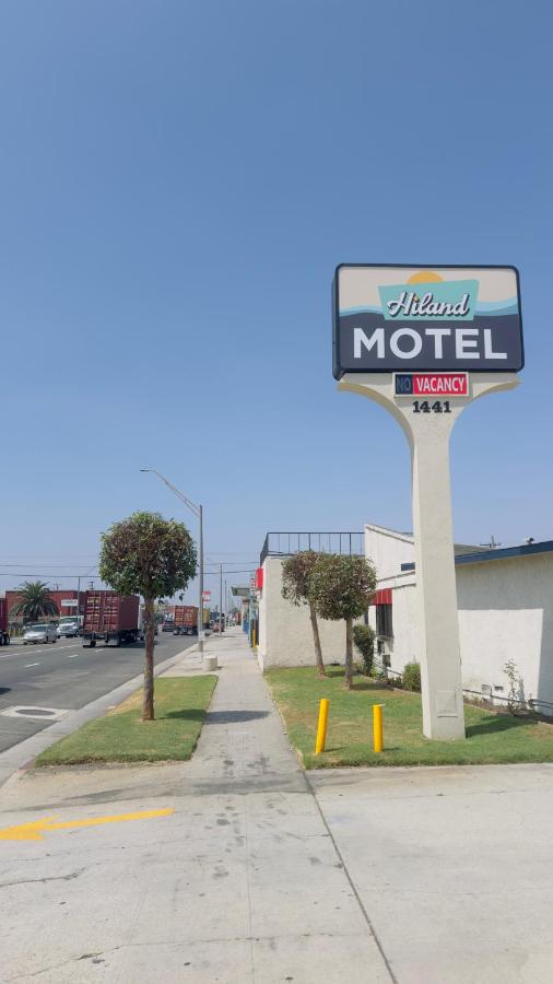  | Hiland Motel