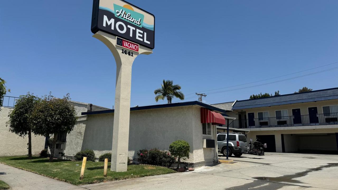  | Hiland Motel