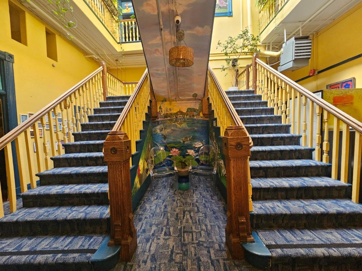 | Gaslamp Hostel