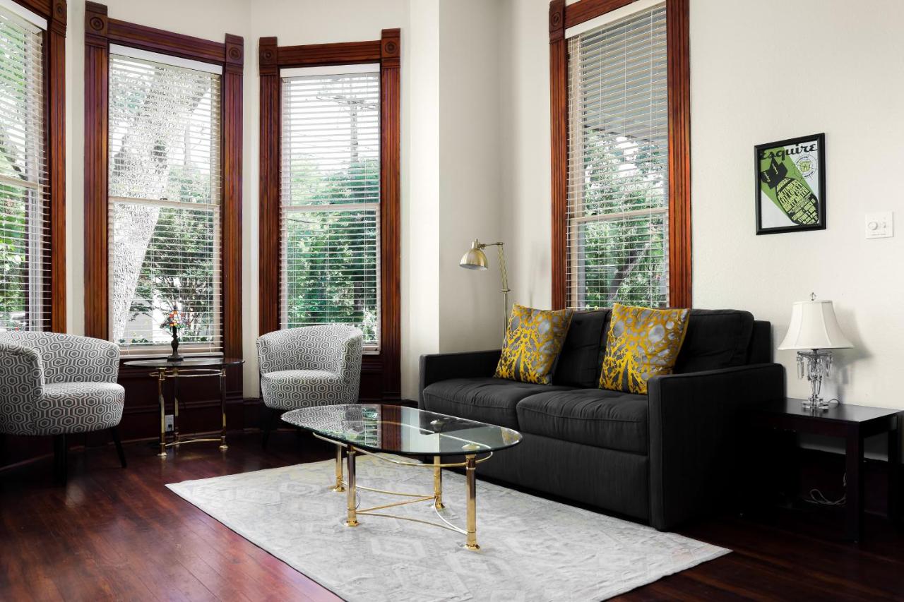 | Brava House B&B