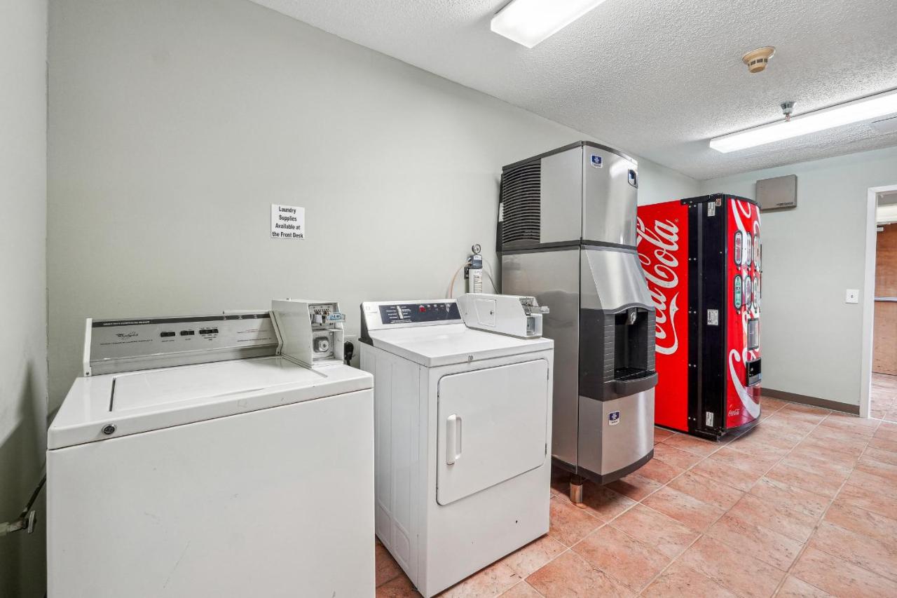 | Quality Inn & Suites Dawsonville