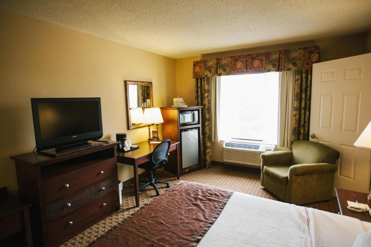 Two-Bedroom King Suite at Grand Plaza Hotel Branson