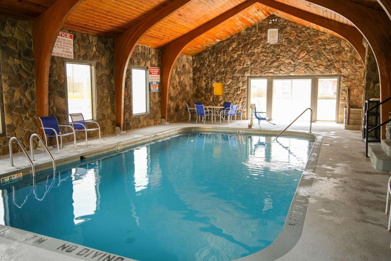  | Econo Lodge Wooster