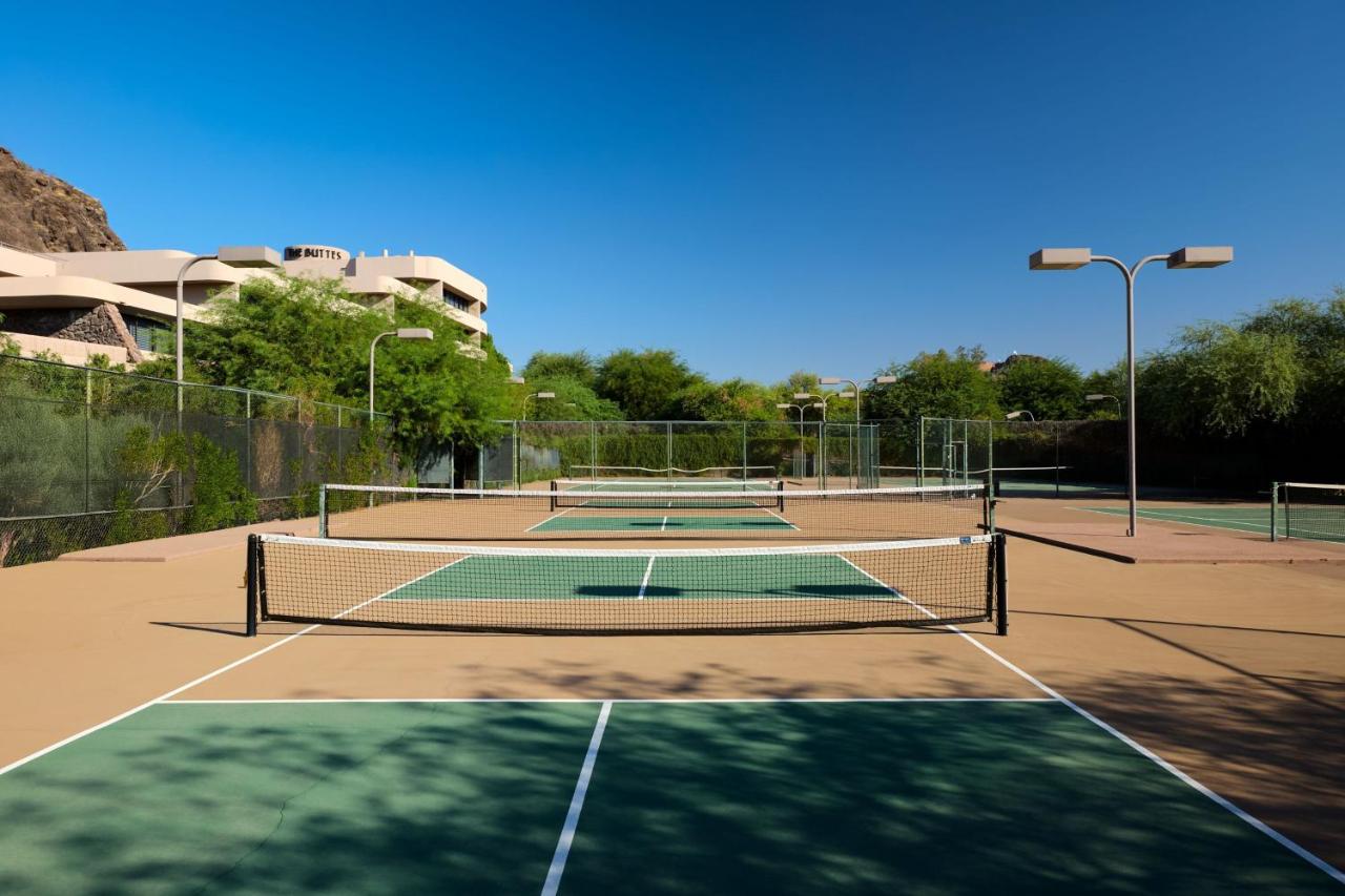| Phoenix Marriott Resort Tempe at The Buttes