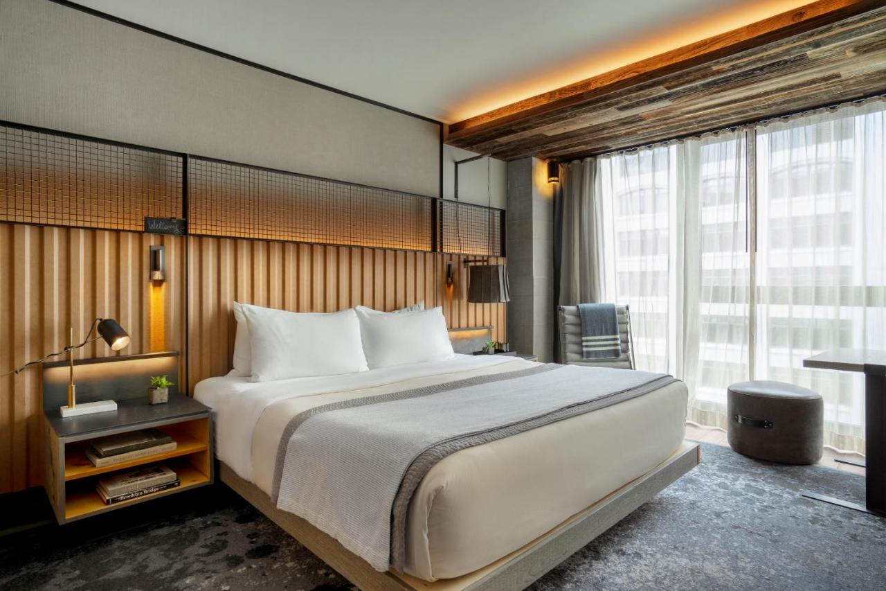 | 1 Hotel Brooklyn Bridge