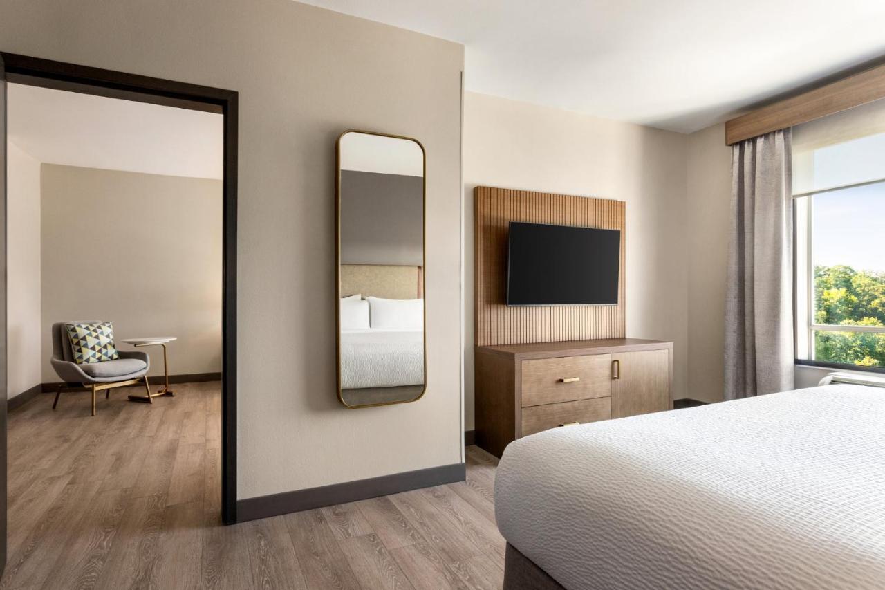 | Holiday Inn Birmingham - Hoover, an IHG Hotel