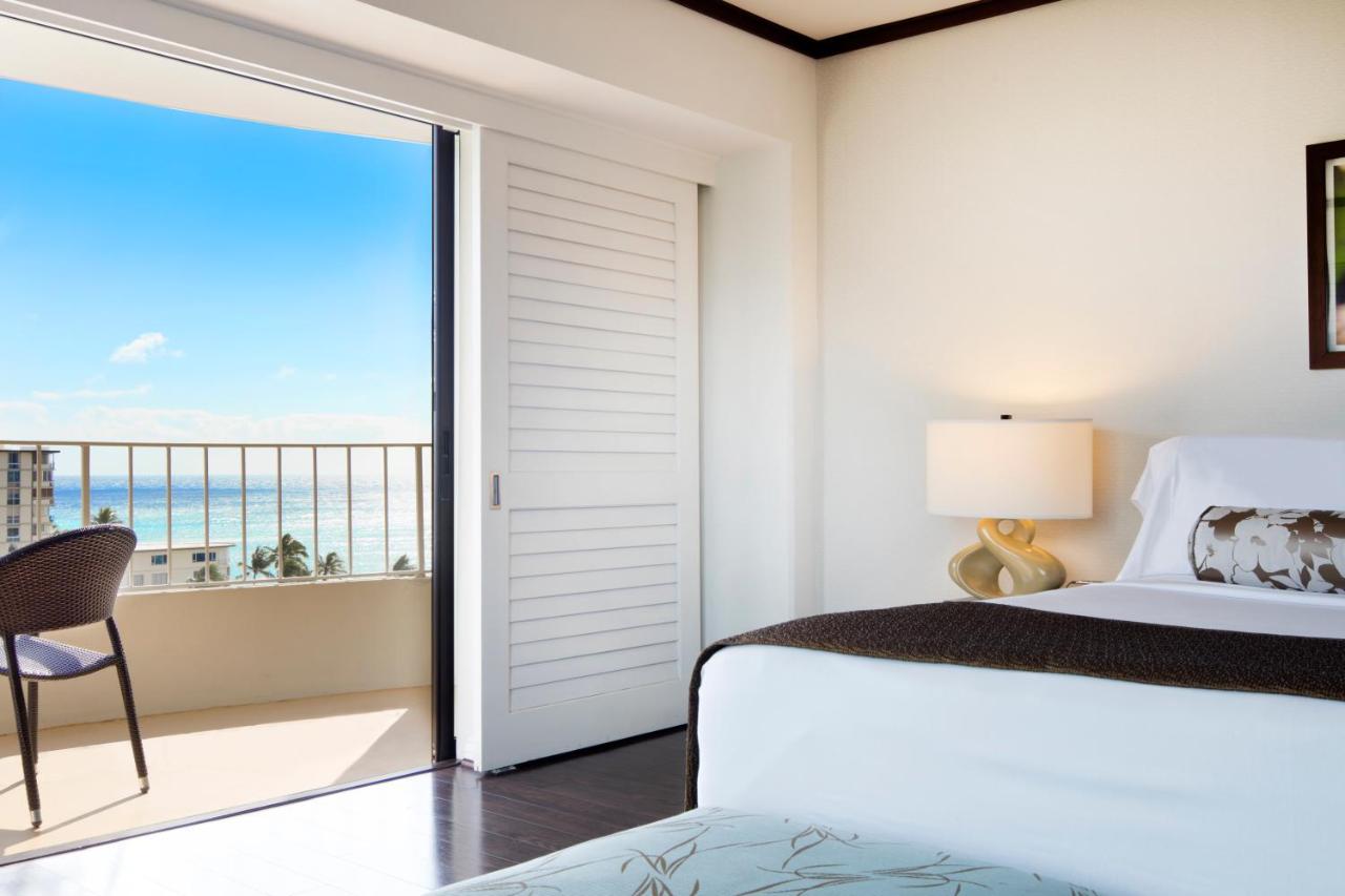 Room with Ocean View at Lotus Honolulu at Diamond Head
